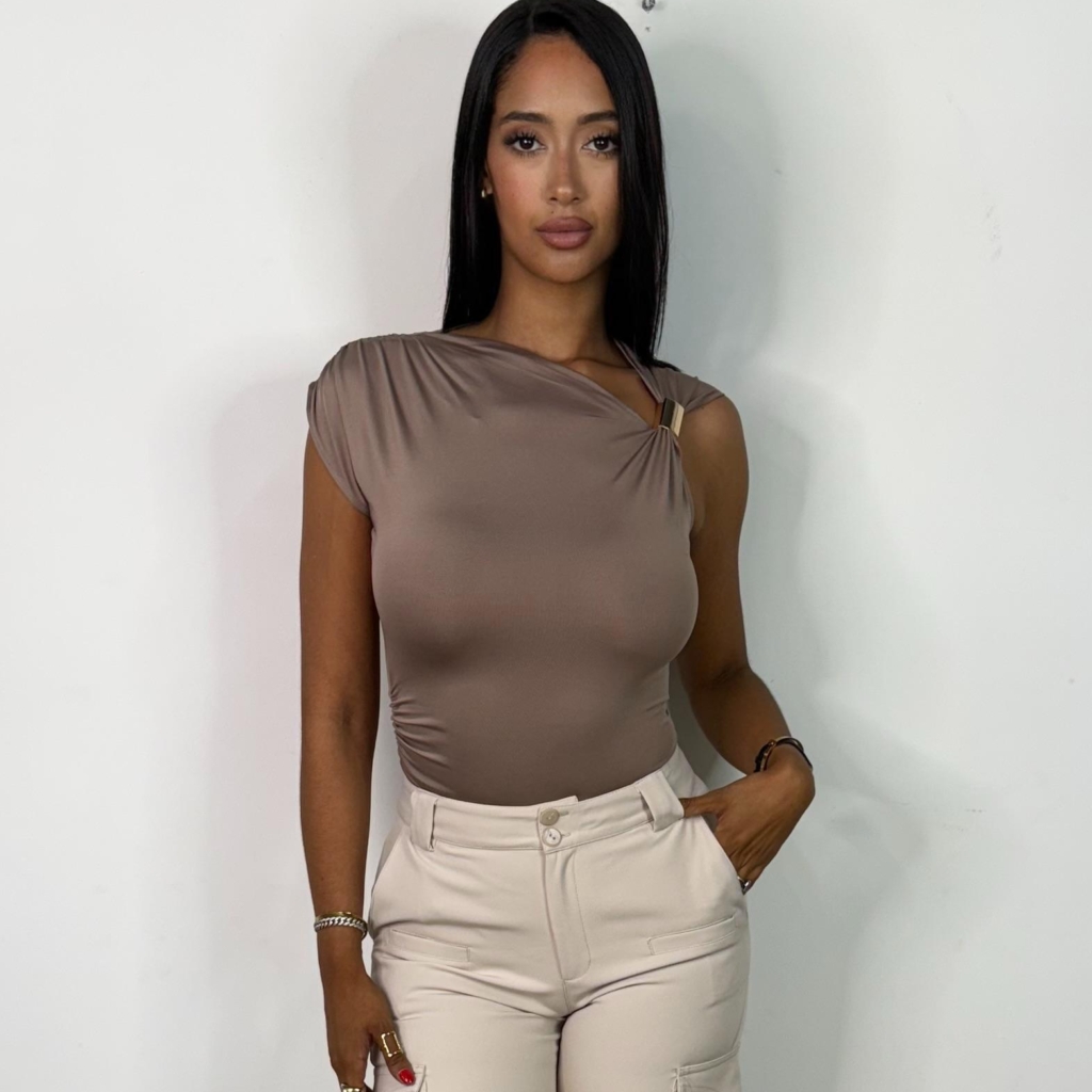 Soft Taupe Golden Top