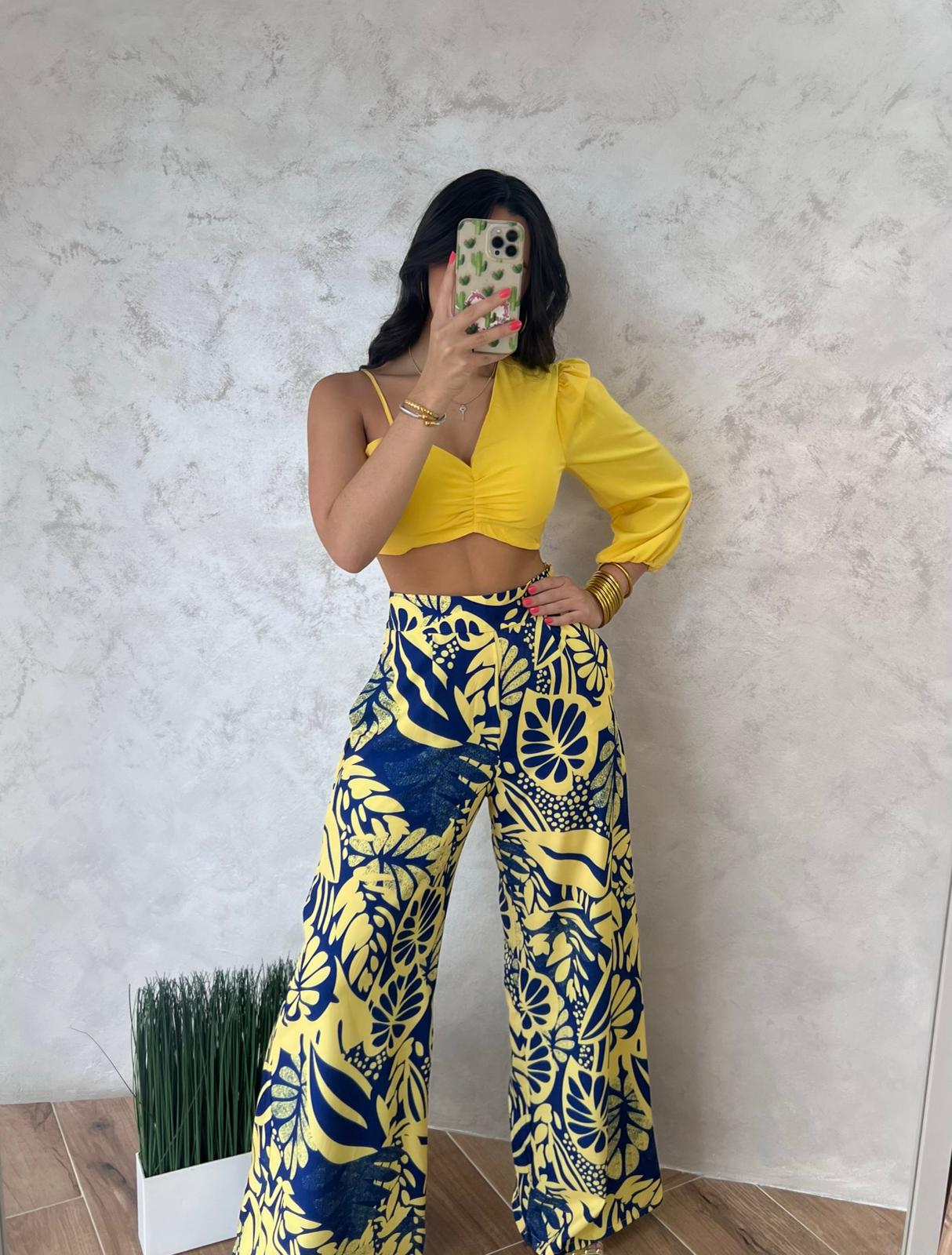 Yellow Blue Leaf Set