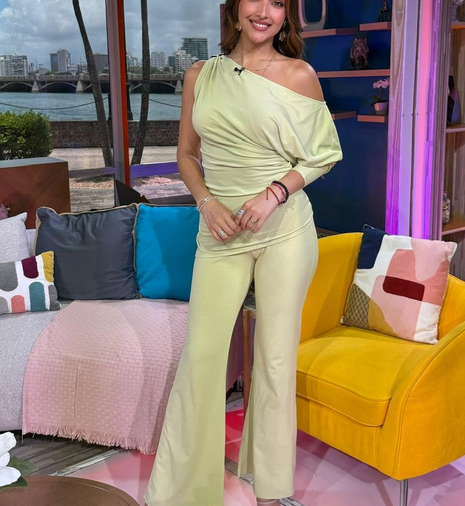One Shoulder Sleeve Milky Green Set